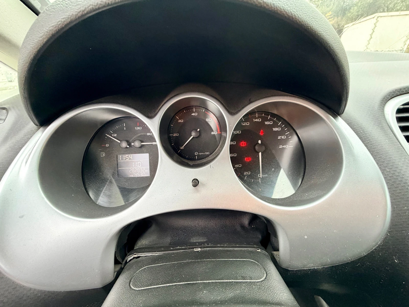 Seat Altea 1.9 TDI Facelift, снимка 6 - Автомобили и джипове - 56653783