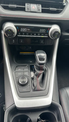 Toyota Rav4 2.5 Plug-In Hybrid 4x4 в Гаранция - 68900 лв. - 55718688 15