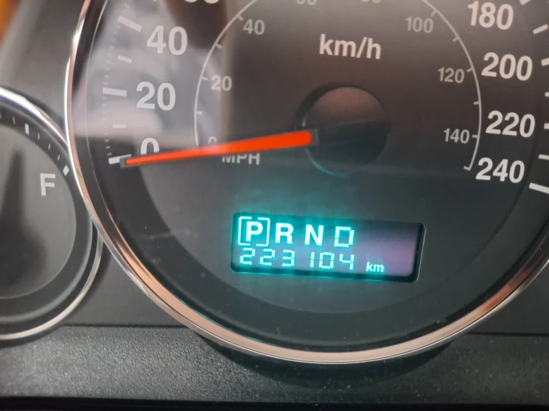 Jeep Grand cherokee, снимка 8 - Автомобили и джипове - 52511808