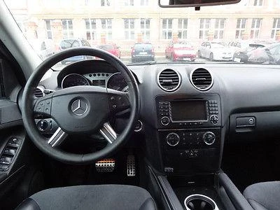 Mercedes-Benz ML 320 320 cdi 224kc, снимка 4 - Автомобили и джипове - 14585408