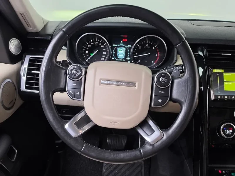 Land Rover Discovery 2.0 Sd4 Se, снимка 12 - Автомобили и джипове - 56734720