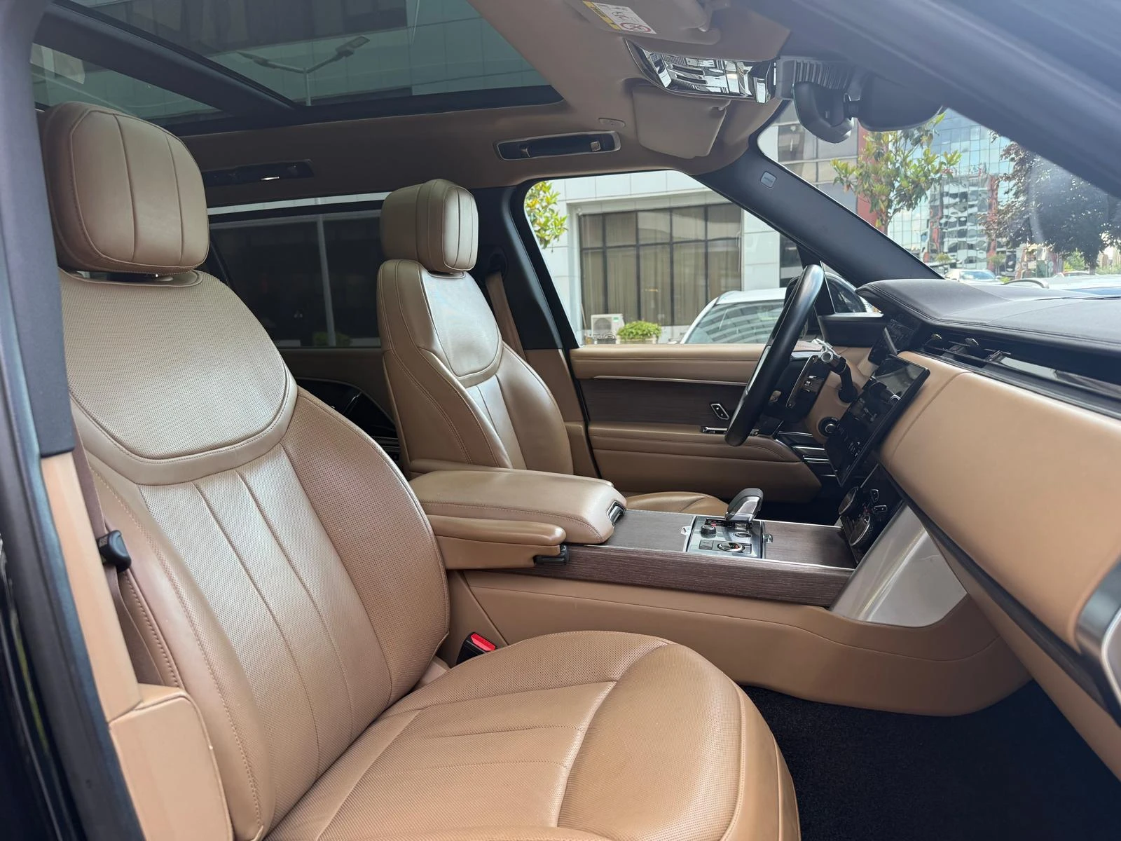 Land Rover Range rover LWB 7 SEATS D350, снимка 13 - Автомобили и джипове - 44215561