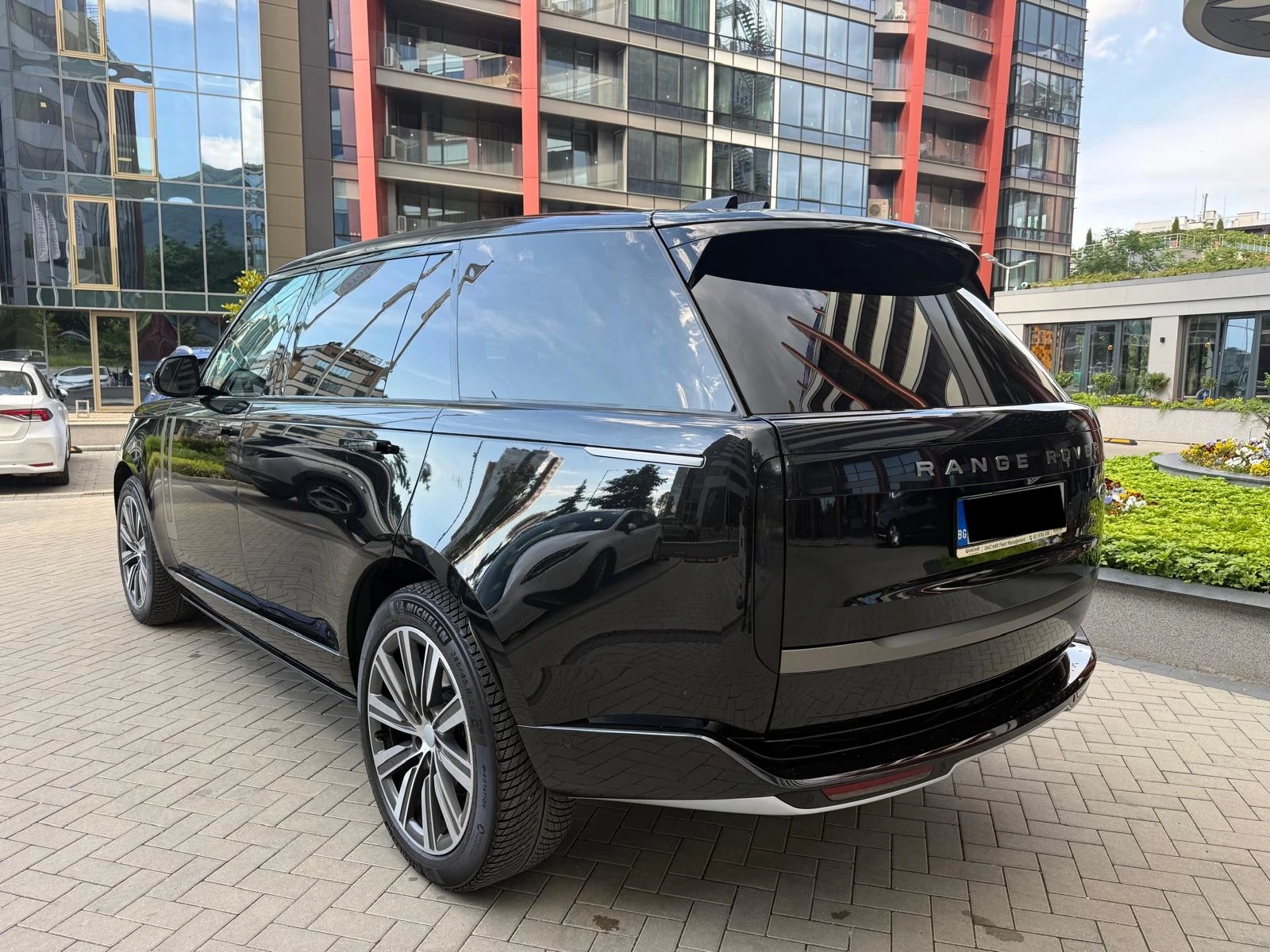 Land Rover Range rover LWB 7 SEATS D350, снимка 3 - Автомобили и джипове - 44215561