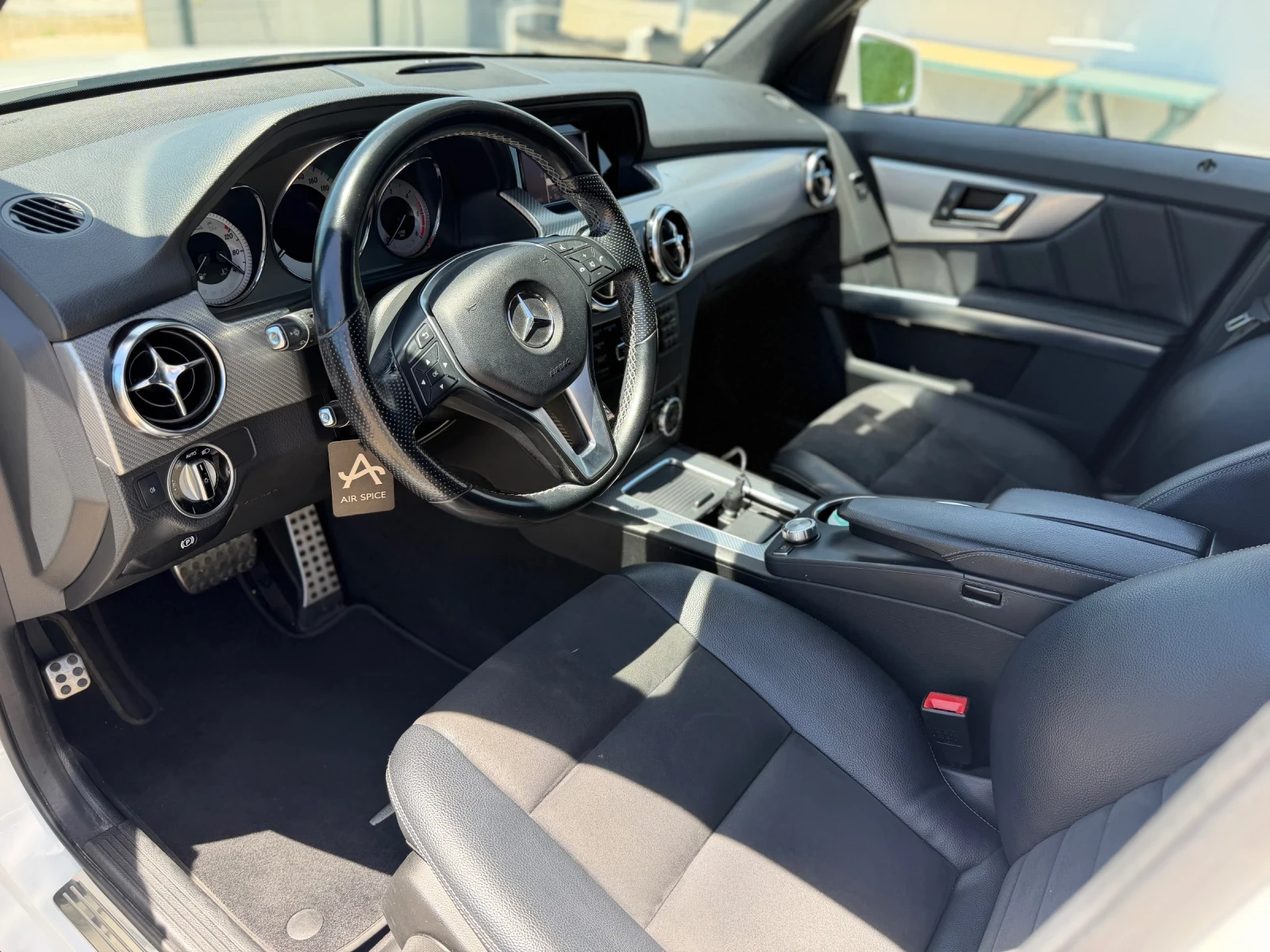 Mercedes-Benz GLK 220 CDI 4-MATIC /// FACELIFT, снимка 6 - Автомобили и джипове - 52675231