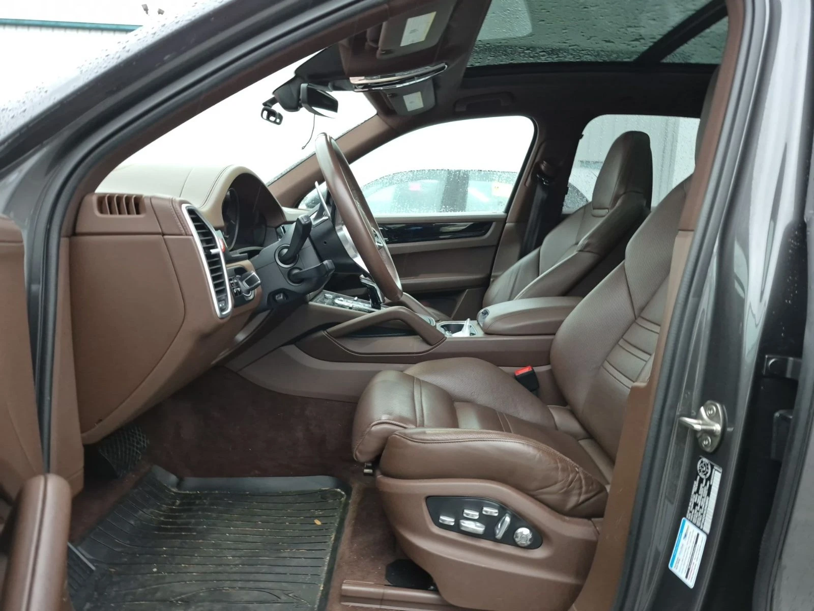 Porsche Cayenne 3.0L V6 AWD  - изображение 5