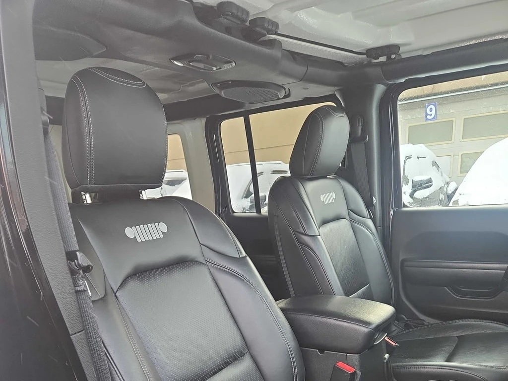 Jeep Wrangler * Unlimited Sport * CARFAX * �������*  | Mobile.bg � ����������� 11