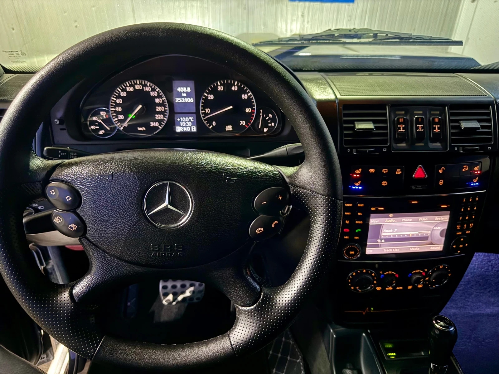 Mercedes-Benz G 500 Бартер G500* 388к.с Facelift 2022г, снимка 13 - Автомобили и джипове - 53977923