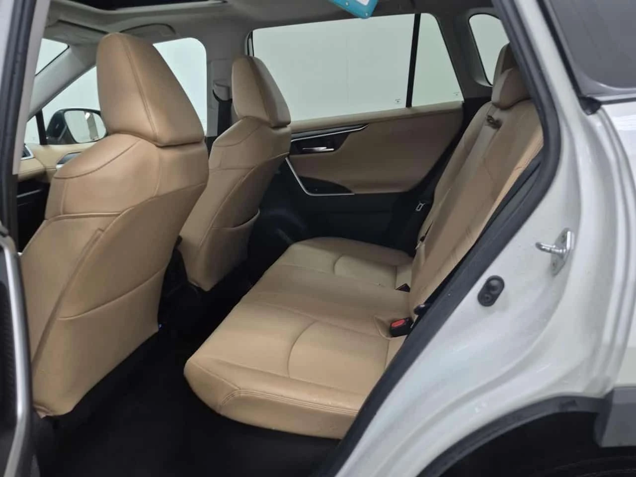 Toyota Rav4 * Hybrid Limited * CARFAX * 2 КЛЮЧА * KEYLESS * , снимка 10 - Автомобили и джипове - 54513215