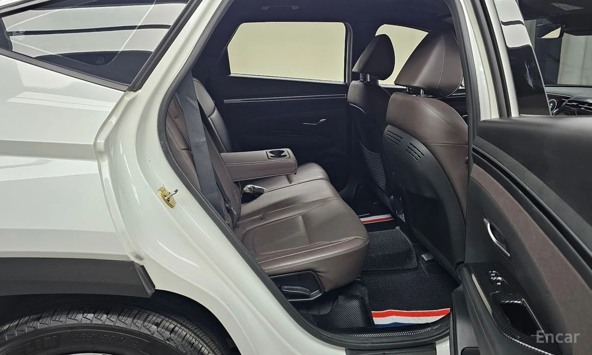 Hyundai Tucson, снимка 12 - Автомобили и джипове - 54595650