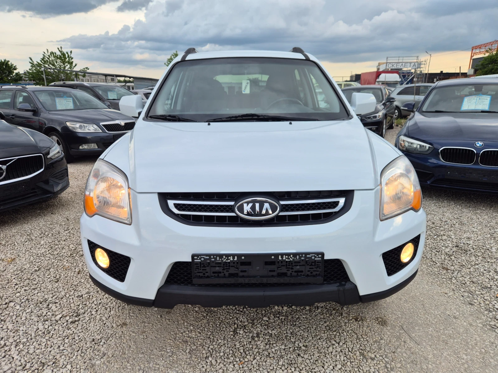 Kia Sportage 2.0i+ ГАЗ, снимка 2 - Автомобили и джипове - 54624531