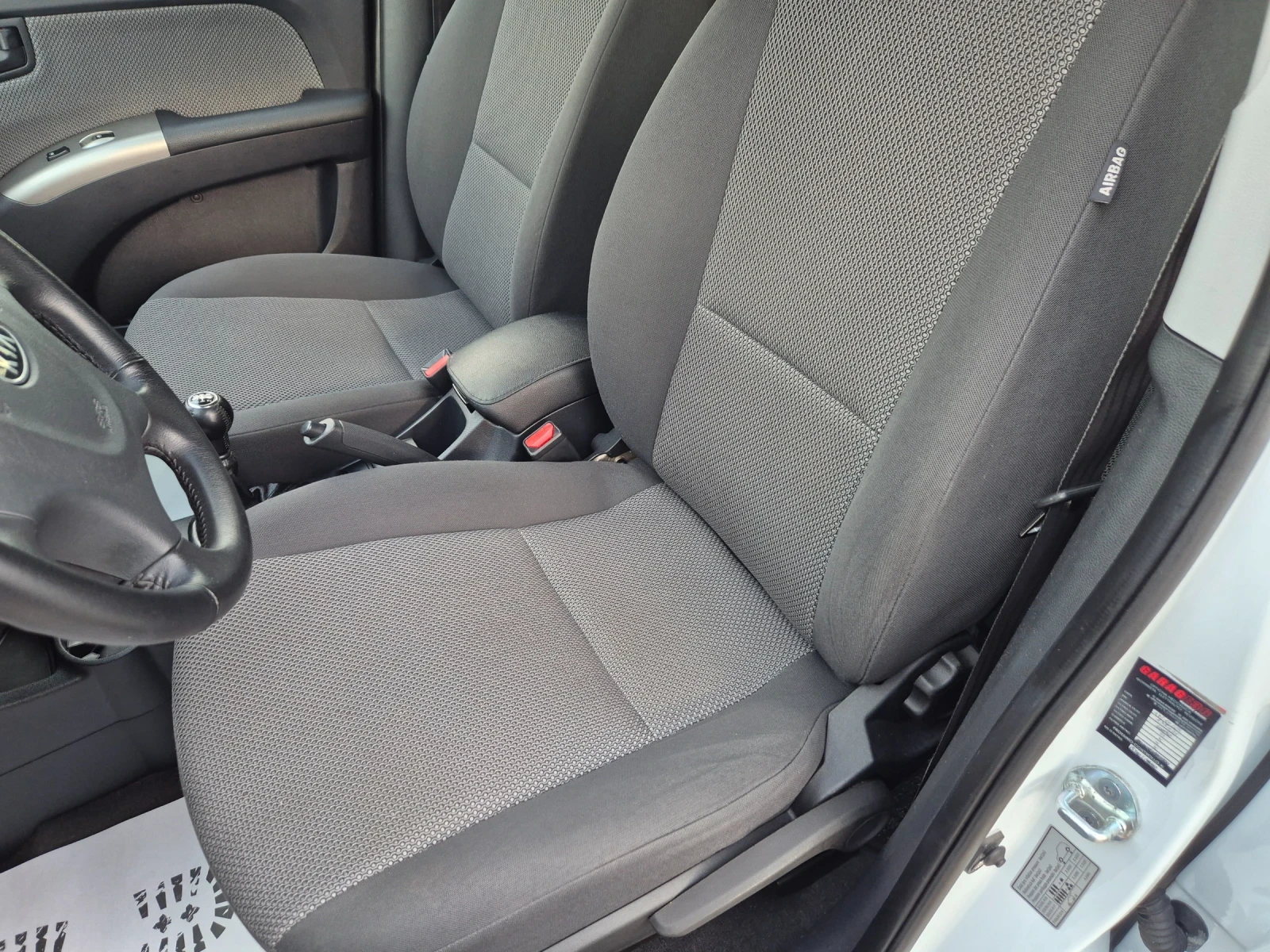 Kia Sportage 2.0i+ ГАЗ, снимка 9 - Автомобили и джипове - 54624531