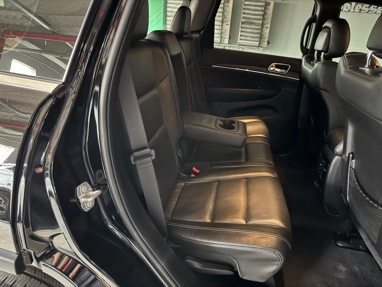 Jeep Grand cherokee 3.6 LIMITED / ОЧАКВАН ВНОС !!!, снимка 13 - Автомобили и джипове - 55217829