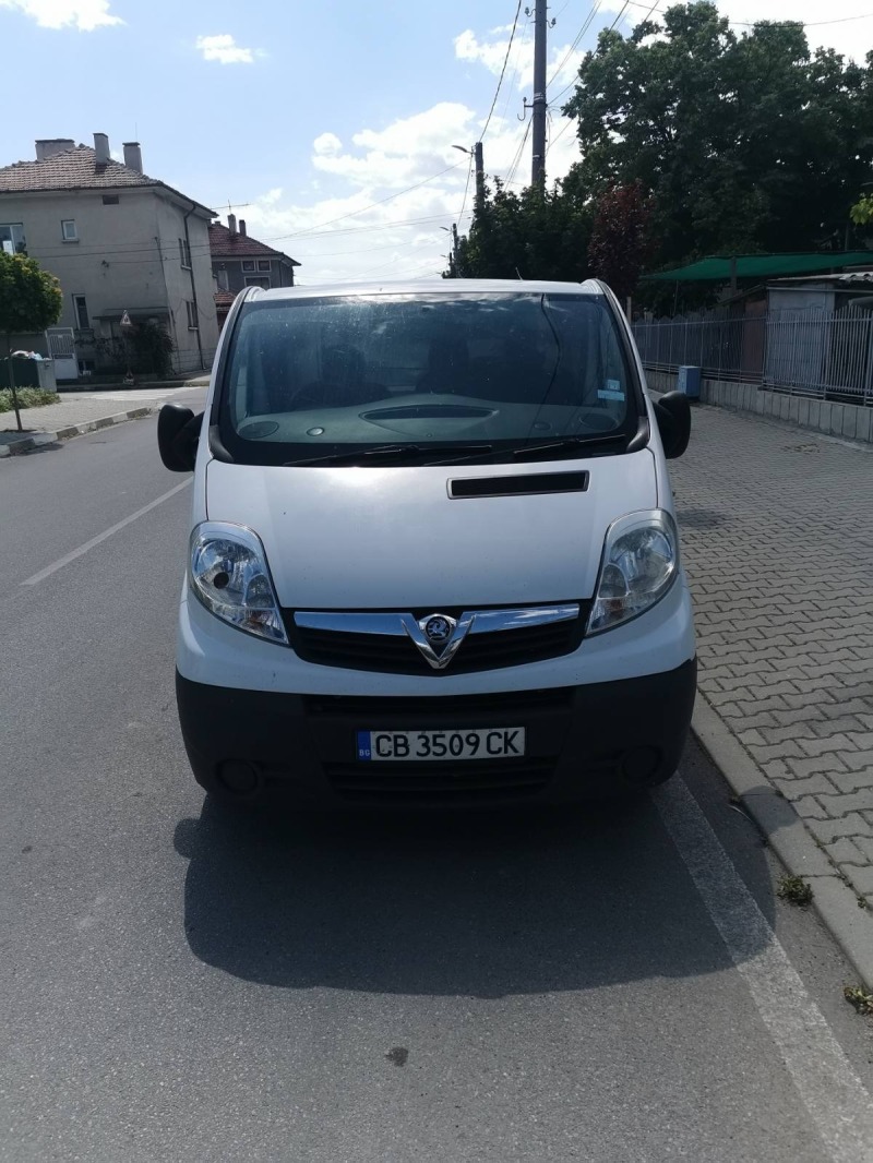 Opel Vivaro, снимка 1 - Бусове и автобуси - 45917334