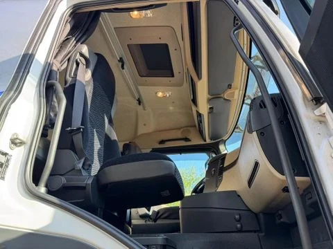 Mercedes-Benz Actros, снимка 5 - Камиони - 54940433