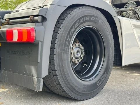 Mercedes-Benz Actros, снимка 4 - Камиони - 54940433