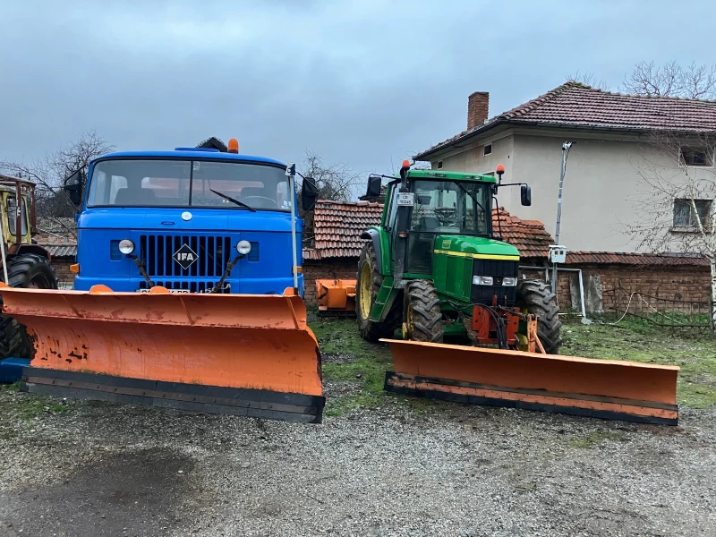 Трактор John Deere 6810, снимка 2 - Селскостопанска техника - 53583187