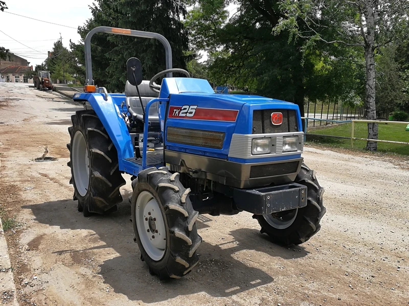 Трактор ISEKI TH25 25к.с. 4WD с фреза ДЖЕЙ ТРЕЙДИНГ, снимка 8 - Селскостопанска техника - 8479643