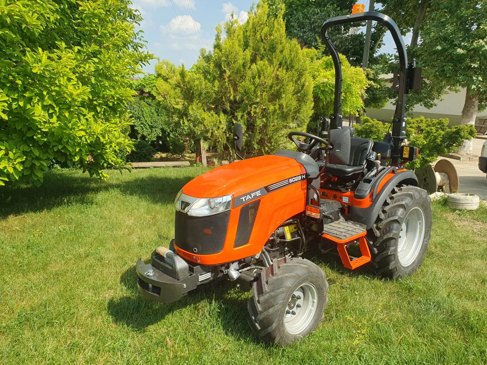 Трактор Tafe 6028 H&#10071;REVERSE, снимка 1