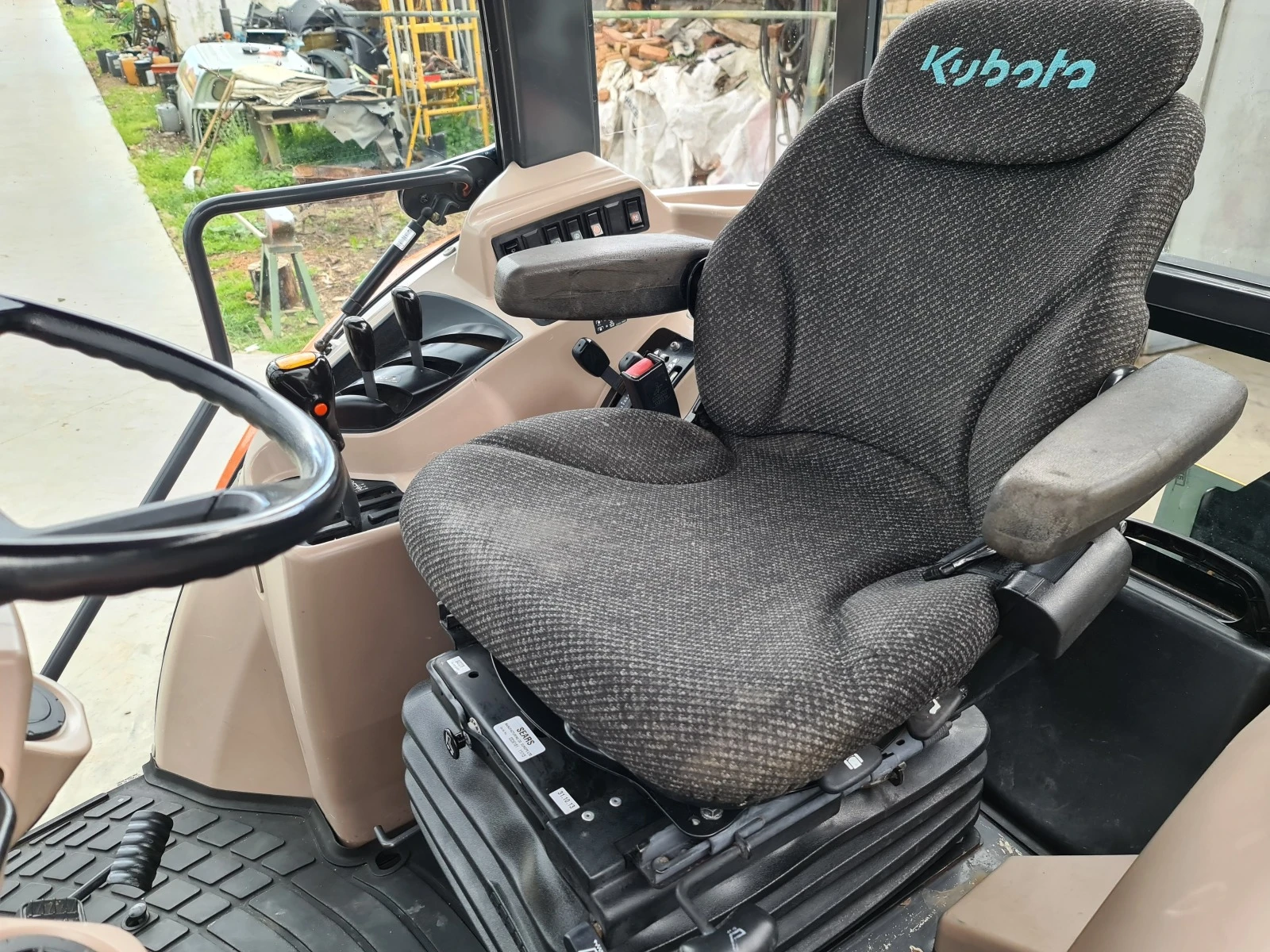 Трактор Kubota М9960 - изображение 3