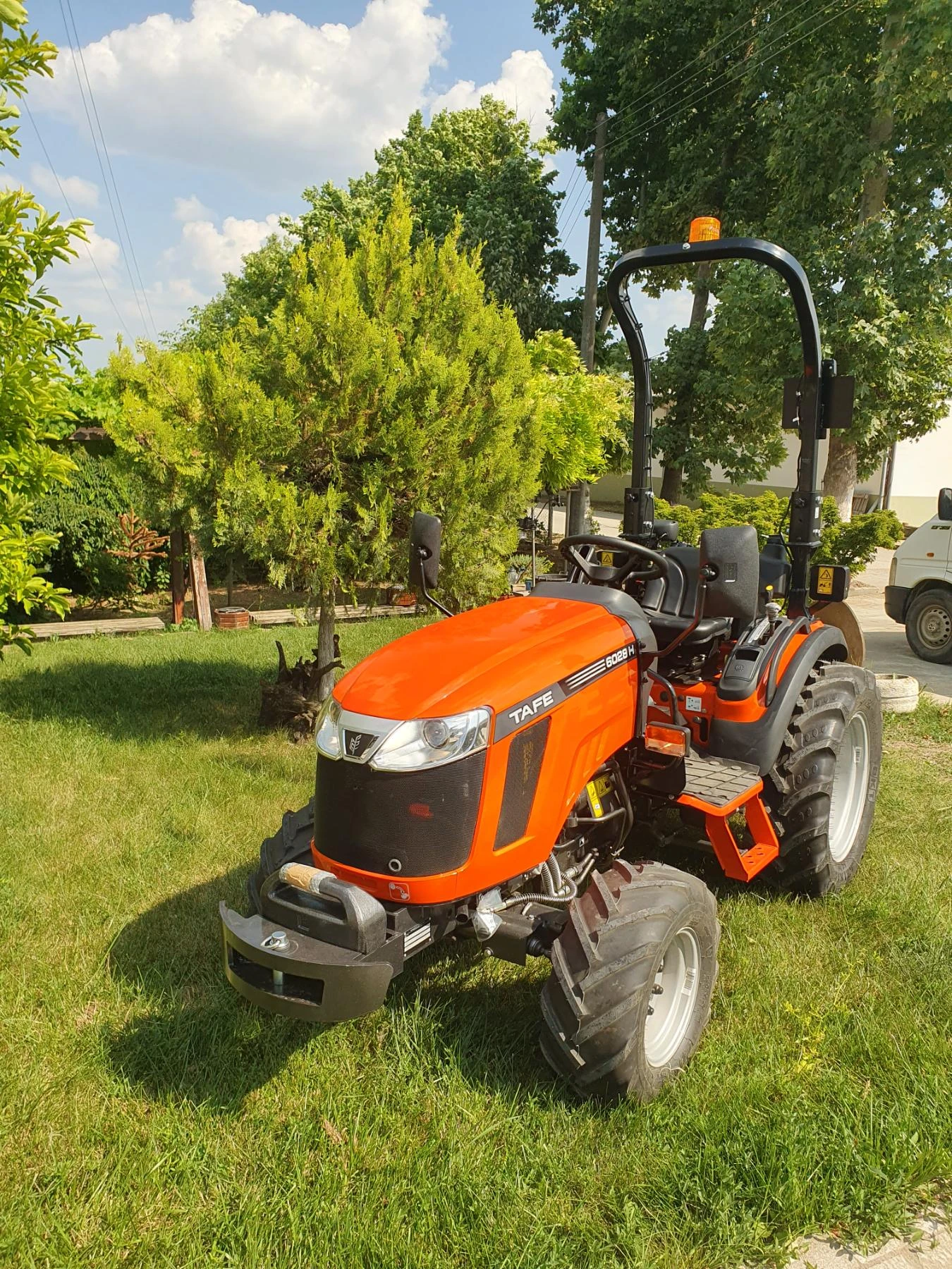Трактор Tafe 6028 H❗REVERSE - изображение 6