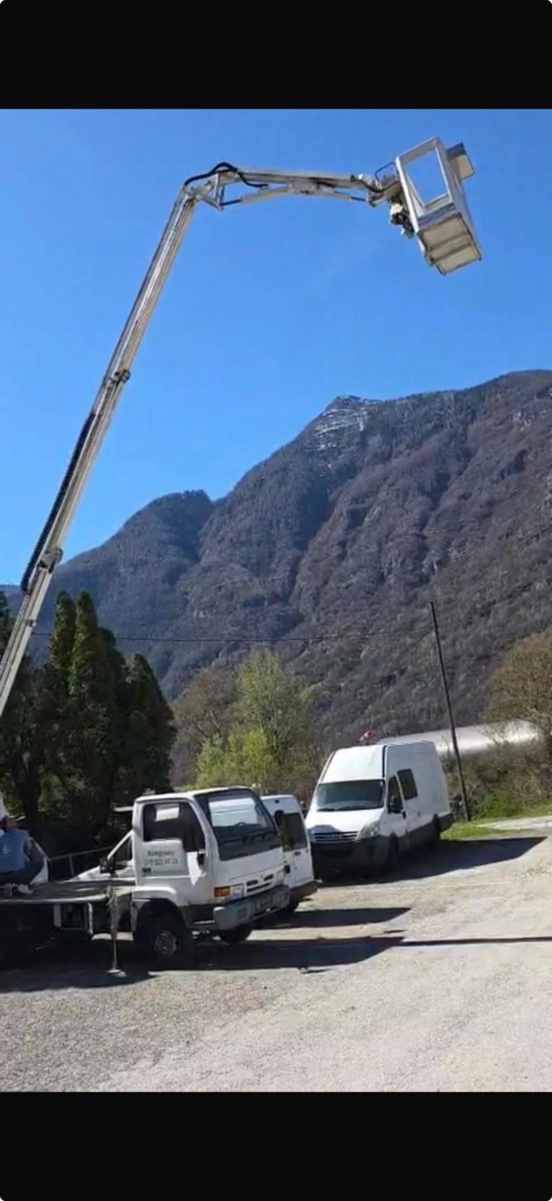 Автовишка Друга марка Nissan, снимка 3 - Индустриална техника - 54353269