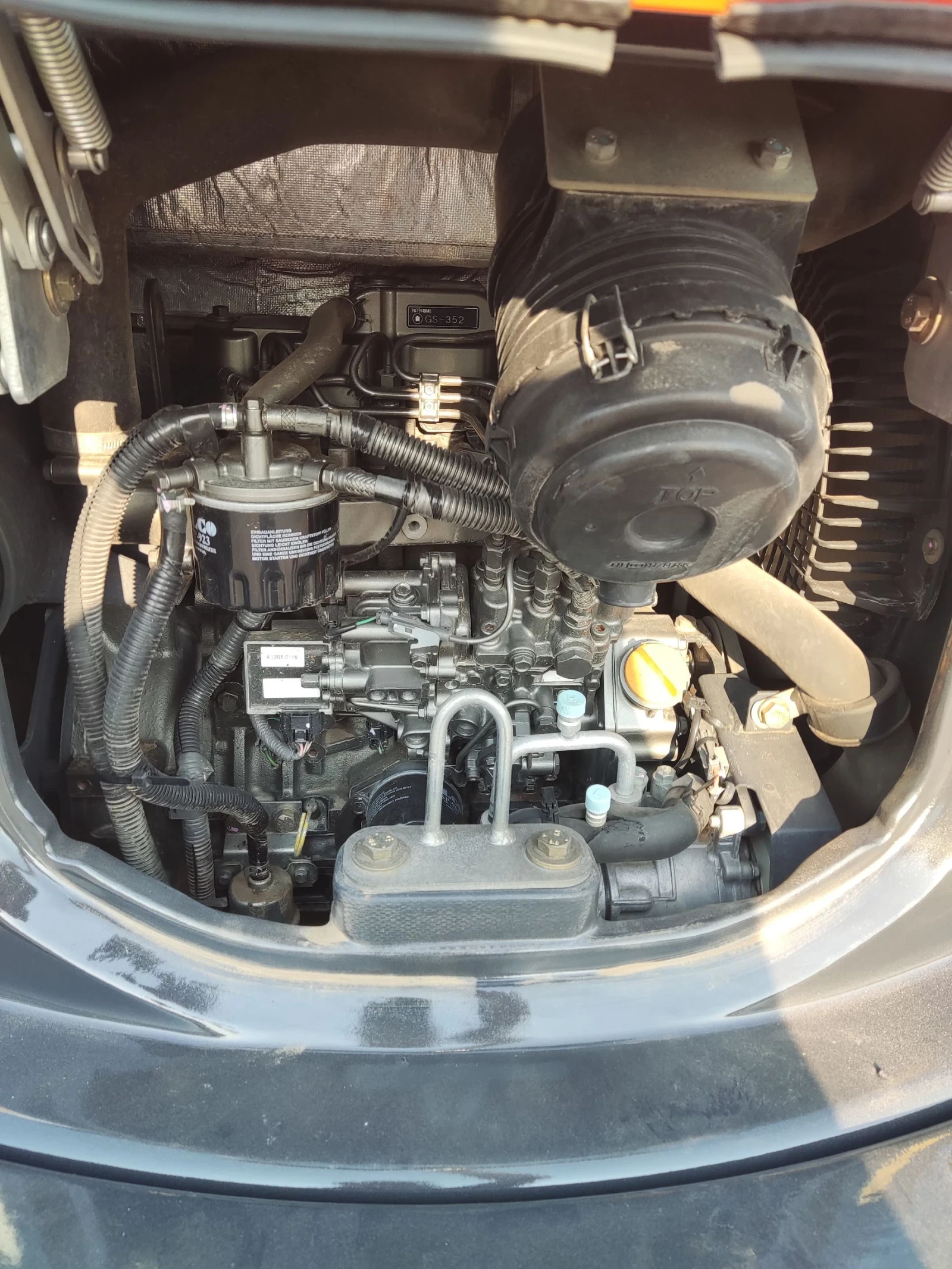 Багер Hitachi ZX38U КЛИМАТИК, снимка 11 - Индустриална техника - 56150882