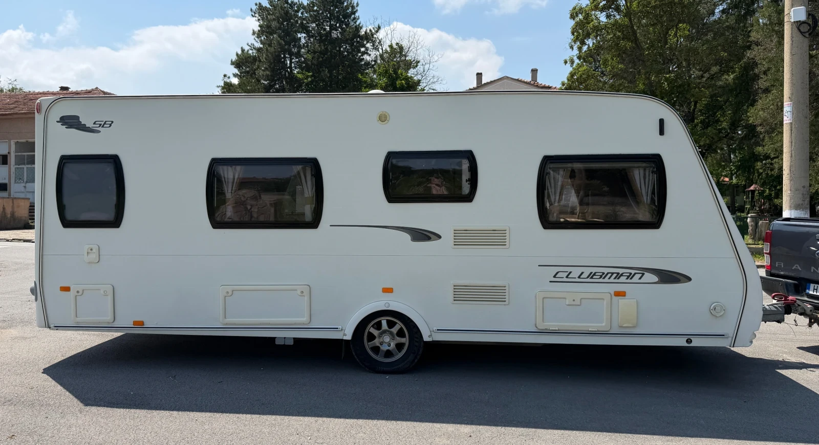 Каравана Hobby Lunar Clubman 2013г Регистрирана!!!, снимка 3 - Каравани и кемпери - 54887913