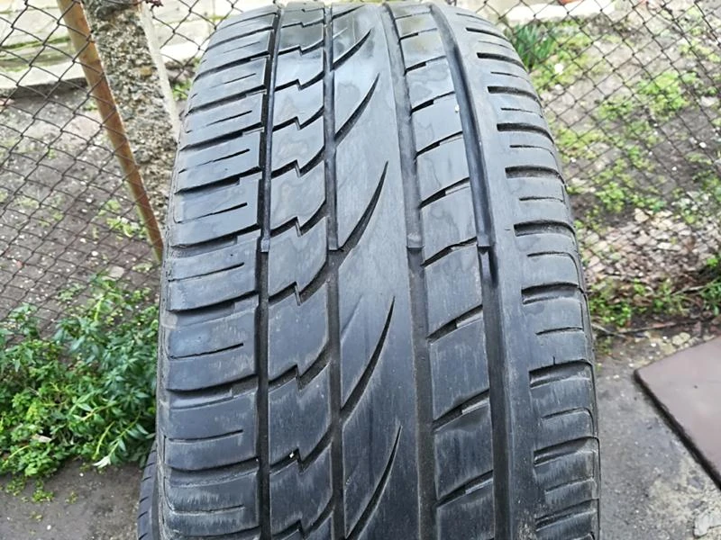 Гуми Летни 235/50R18, снимка 1 - Гуми и джанти - 21366605