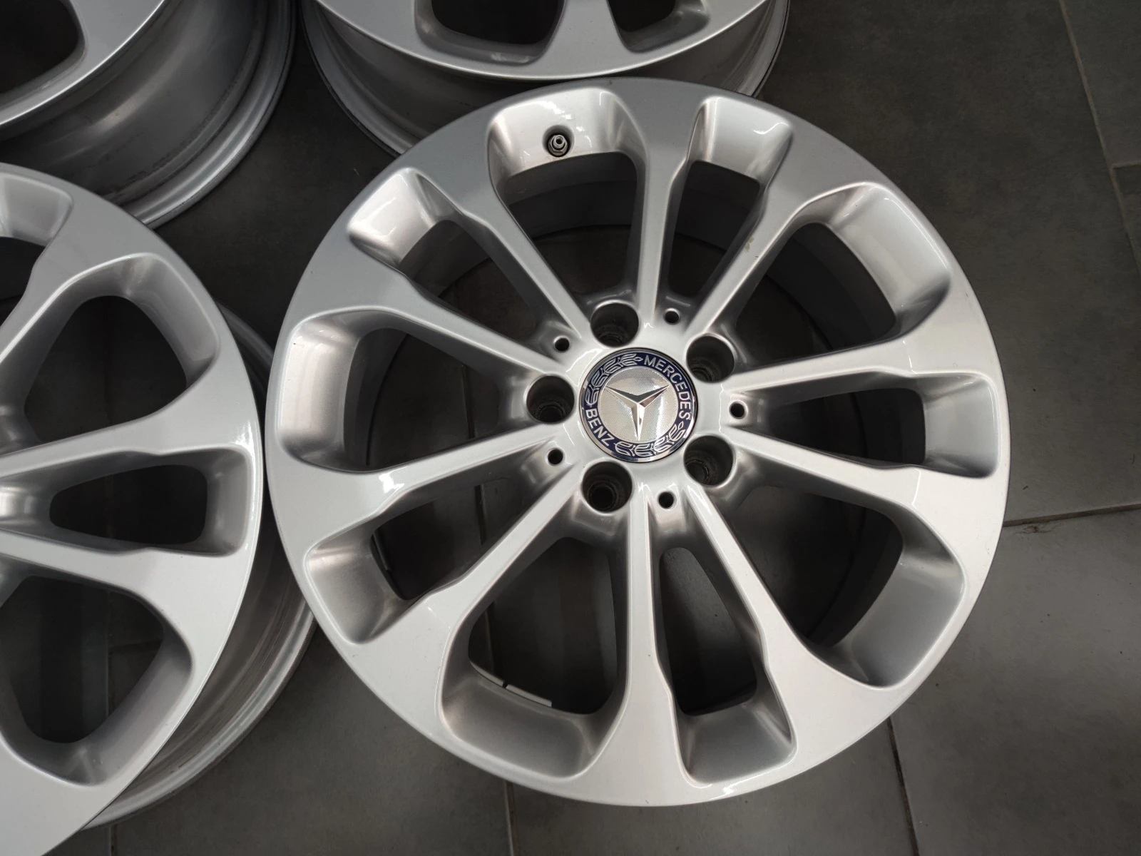   Mercedes-Benz GLA | Mobile.bg   8