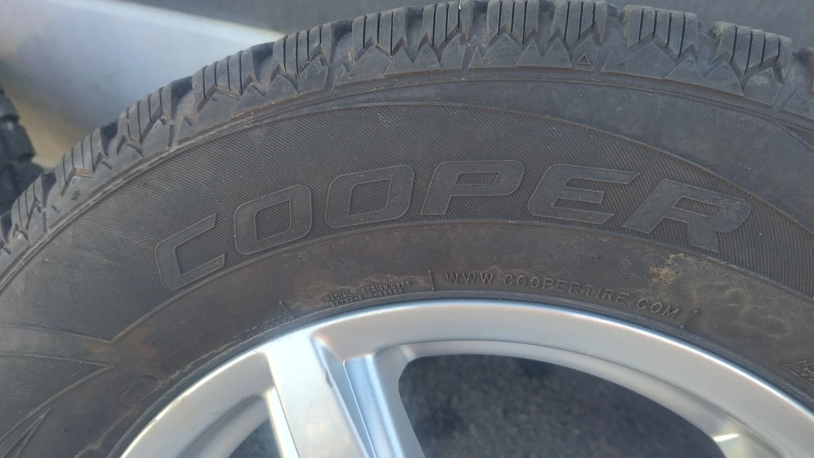 Гуми с джанти Cooper 215/70R16, снимка 8 - Гуми и джанти - 56733175
