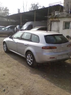 Alfa Romeo 159 1.9 JTDM, снимка 3