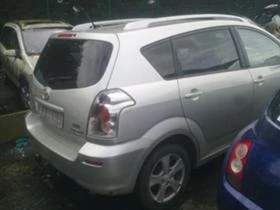 Toyota Corolla verso 2.0/2.2 D4D, снимка 6