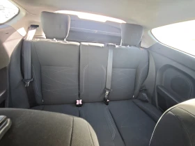 Ford Fiesta 1.4 Бенз.+ газ, снимка 13