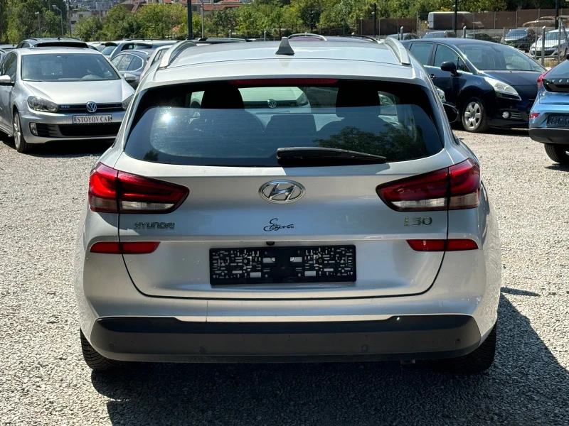 Hyundai I30 1.6 CRDI 16V, снимка 5 - Автомобили и джипове - 46991210