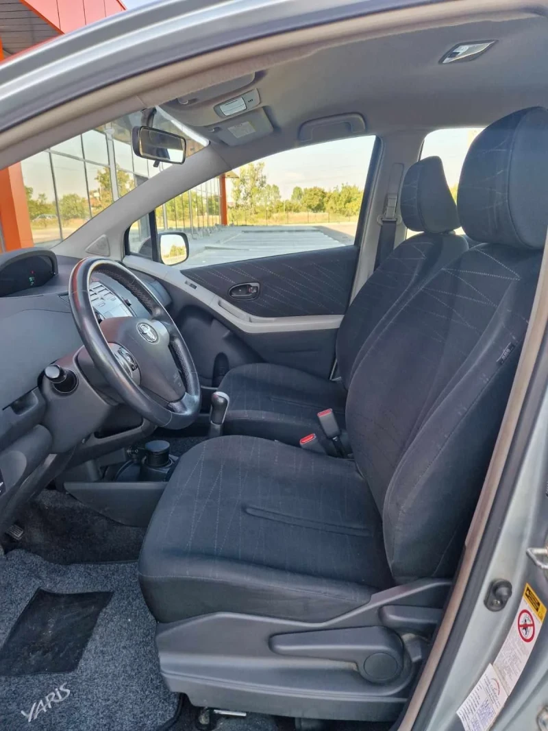 Toyota Yaris 1.3 Бензин 87к.с, снимка 9 - Автомобили и джипове - 47332900