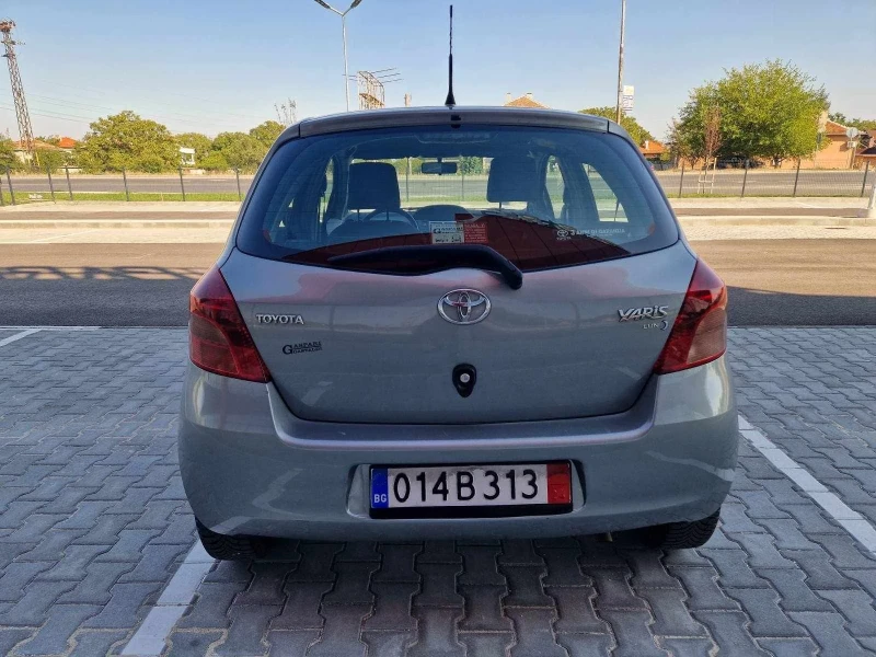 Toyota Yaris 1.3 Бензин 87к.с, снимка 4 - Автомобили и джипове - 47332900