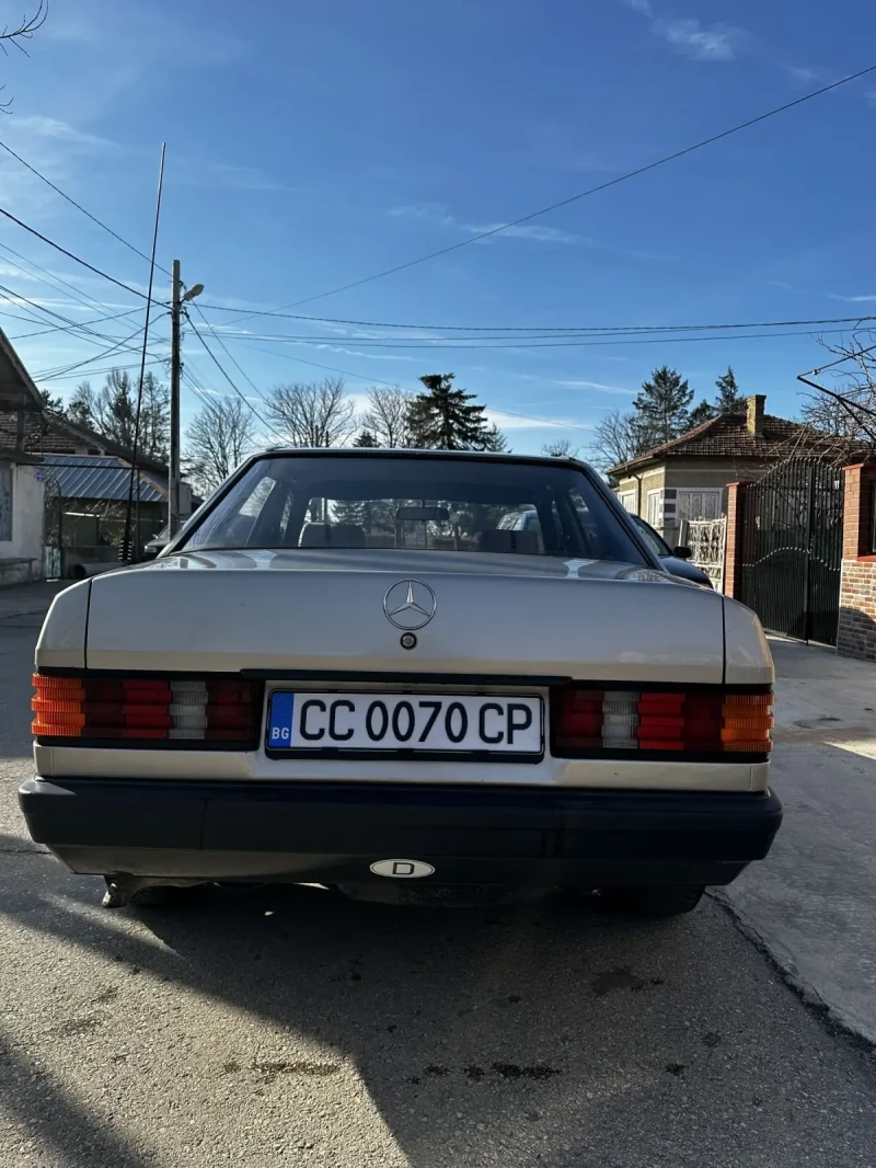 Mercedes-Benz 190, снимка 7 - Автомобили и джипове - 48396211