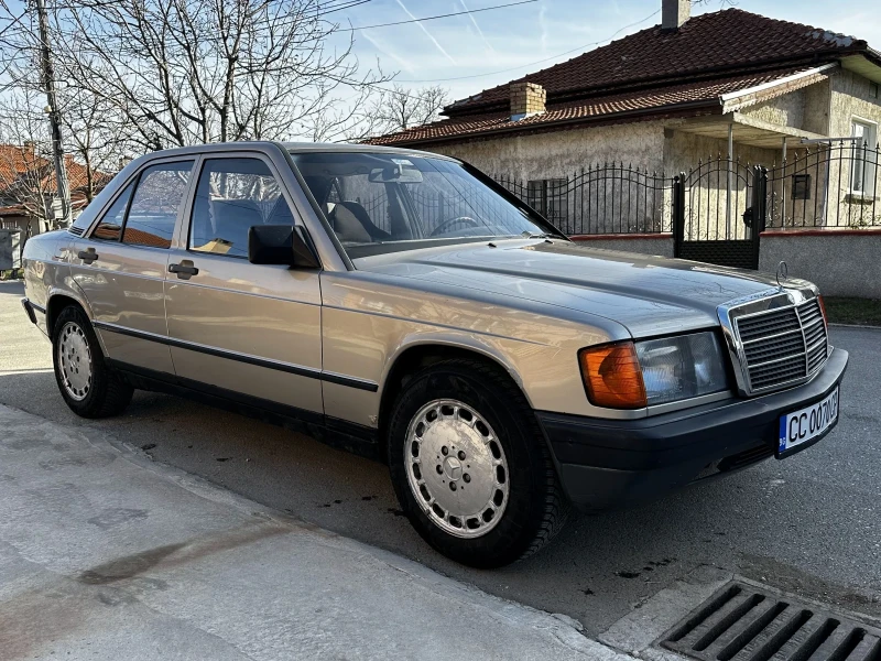 Mercedes-Benz 190, снимка 9 - Автомобили и джипове - 48396211