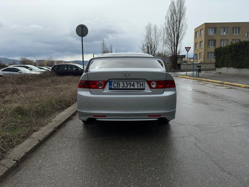 Honda Accord cl9 Executive, снимка 7 - Автомобили и джипове - 48773683