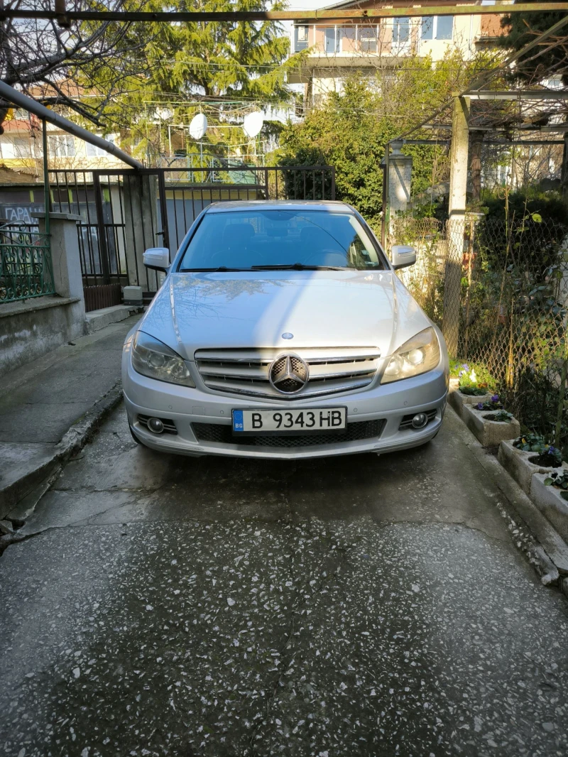 Mercedes-Benz C 220, снимка 1 - Автомобили и джипове - 48831691