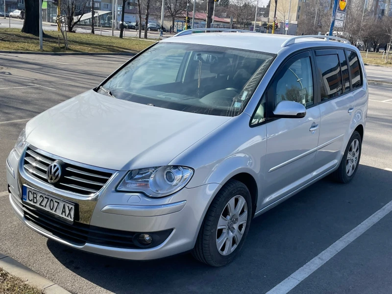 VW Touran, снимка 2 - Автомобили и джипове - 49062297