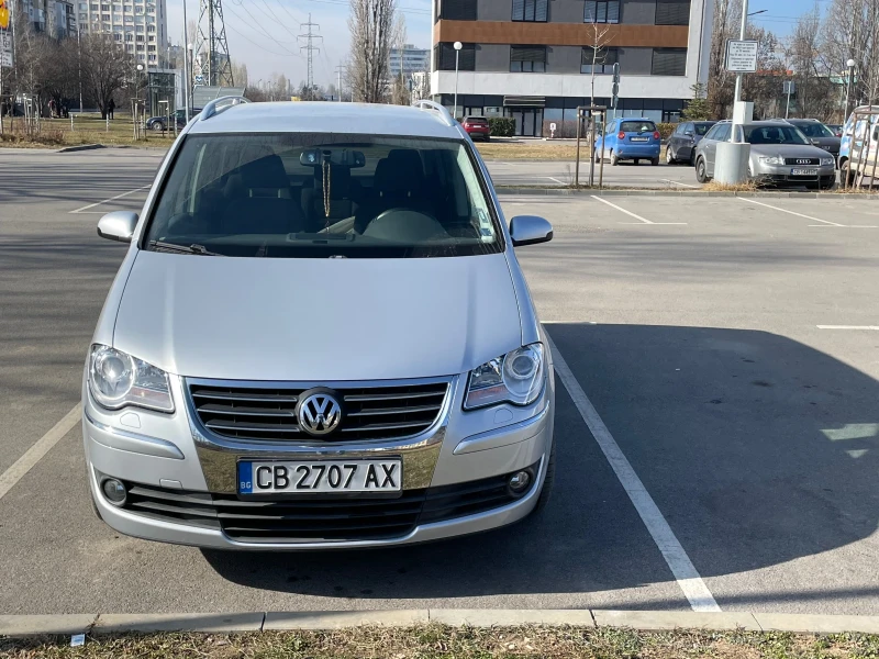 VW Touran, снимка 1 - Автомобили и джипове - 49062297