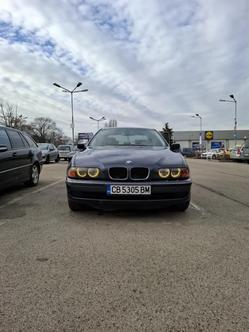 BMW 520, снимка 1 - Автомобили и джипове - 49156213