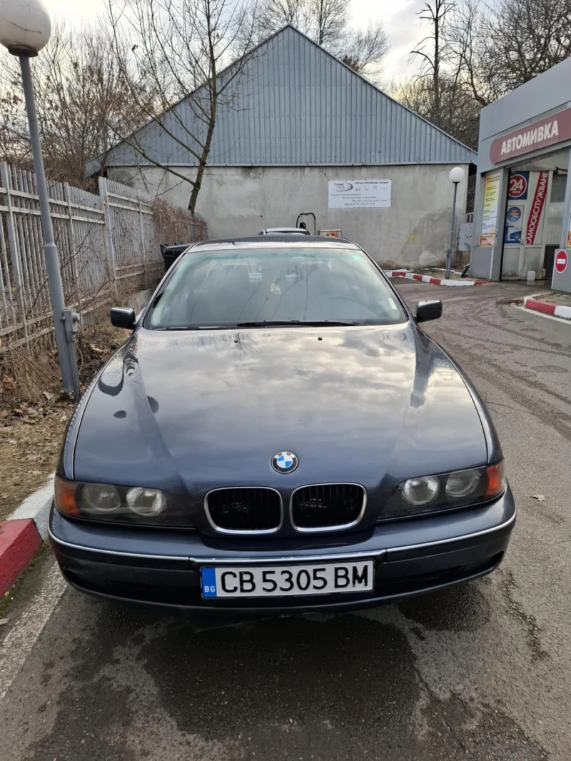 BMW 520, снимка 4 - Автомобили и джипове - 49156213