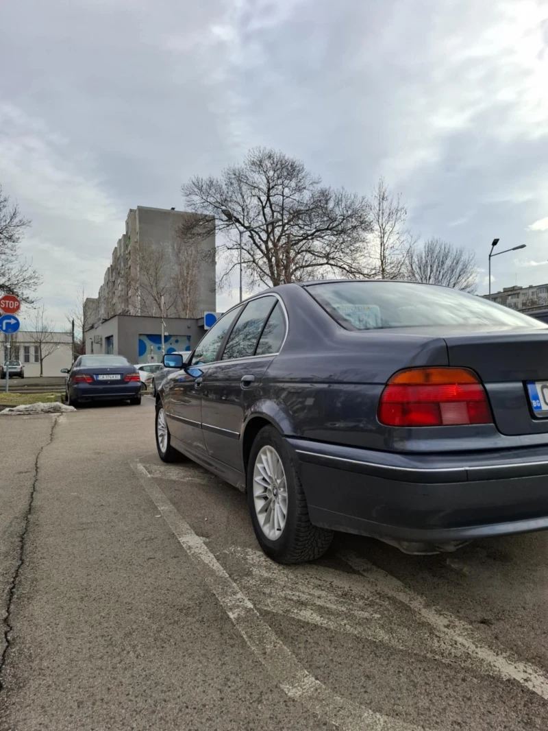 BMW 520, снимка 3 - Автомобили и джипове - 49156213