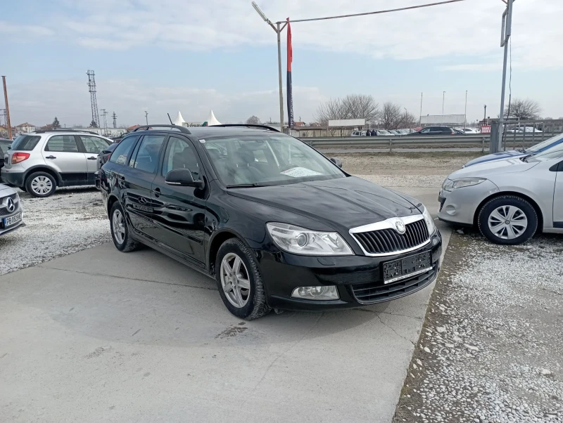 Skoda Octavia Кожа, навигация , снимка 2 - Автомобили и джипове - 49220082