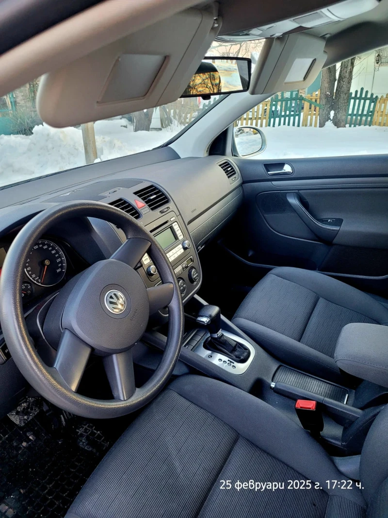 VW Golf 1.9 TDI, снимка 14 - Автомобили и джипове - 49416881