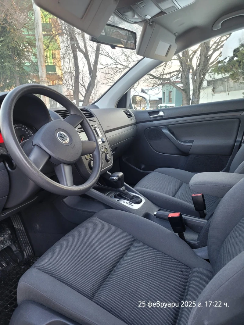 VW Golf 1.9 TDI, снимка 9 - Автомобили и джипове - 49416881