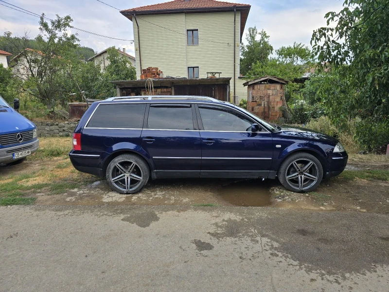 VW Passat, снимка 2 - Автомобили и джипове - 49453632