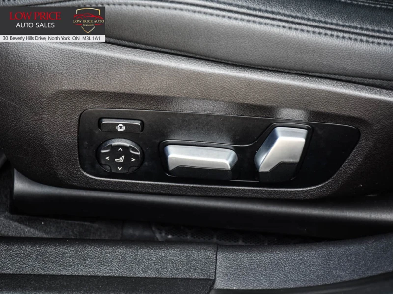 BMW 330 M-pkg* xdrive* Подгрев* Пано* Keyless* , снимка 10 - Автомобили и джипове - 52317576